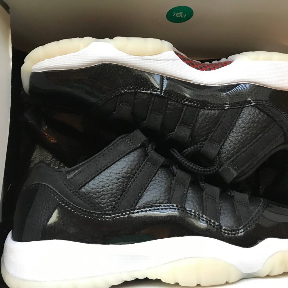 Jordan 11 Retro Low 72-10 (GS)